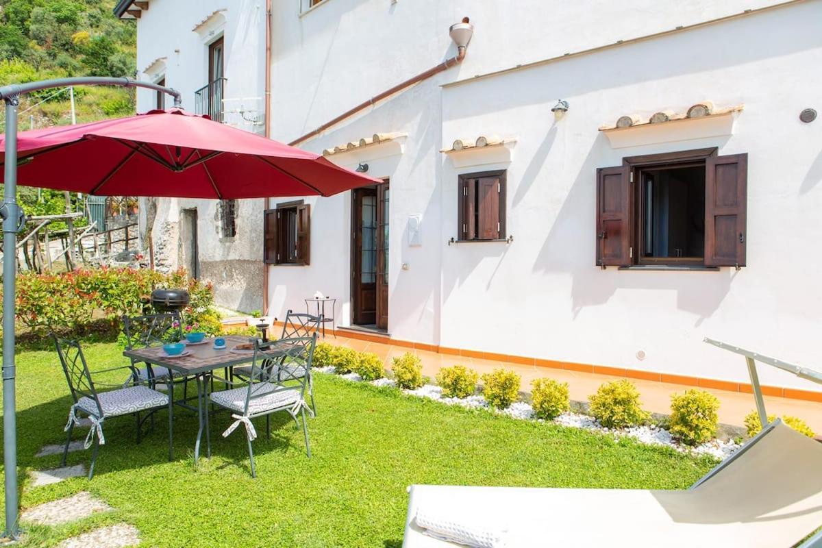 Il Giardino Di Rosa Villa Amalfi Exteriör bild